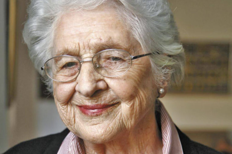 Elsa Joubert se aardse reis afgesluit