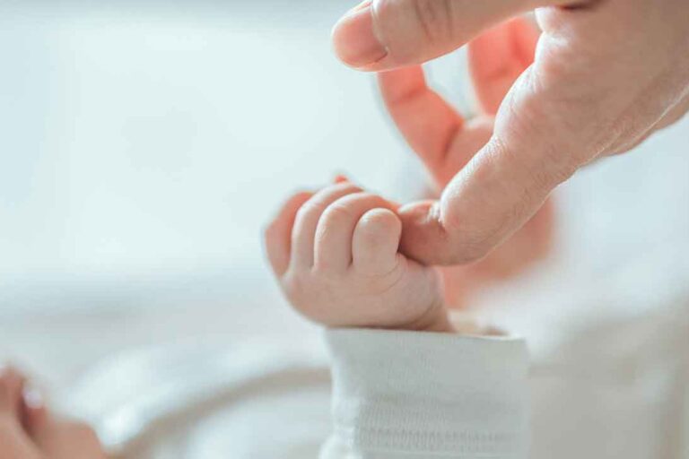 Baby-handsigns-hooffoto babagebare